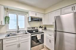 Honu Hideaway - Family Friendly Condo w/ Pool! - Image 3