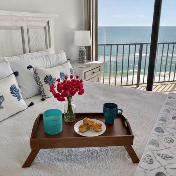 Floridian Paradise - Luxury Oceanfront Condo - Image 1